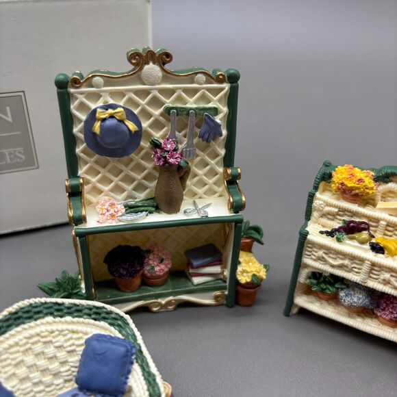 Avon Victorian Memories The Patio 1:24 Dollhouse Miniature Furniture Set 2001 - Picture 4 of 7